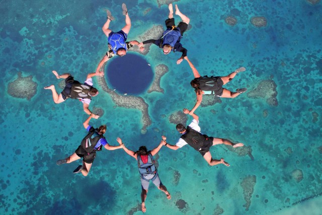 Голубая дыра (Great Blue Hole)