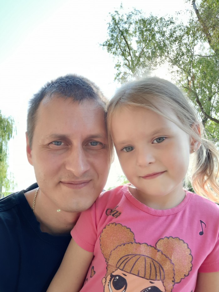 Большие папы и маленькие дети