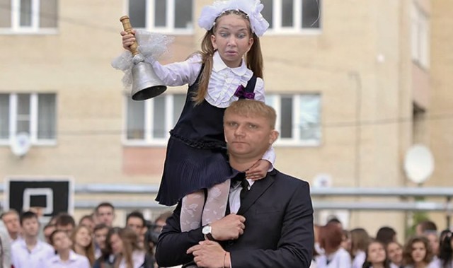 А давайте пожабим эту деваху
