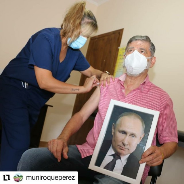 Всё, что нужно знать про вакцинацию  от короновируса в России