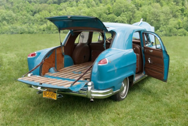 1954 Kaiser Darrin 161. Автопятница №40