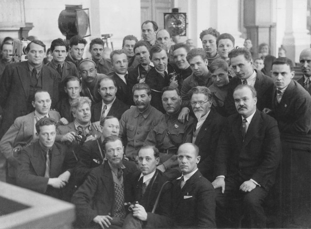 Интересные снимки известных людей 18.11.25