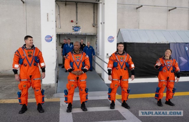 Экипаж лунной миссии Artemis 2 провел тренировку.