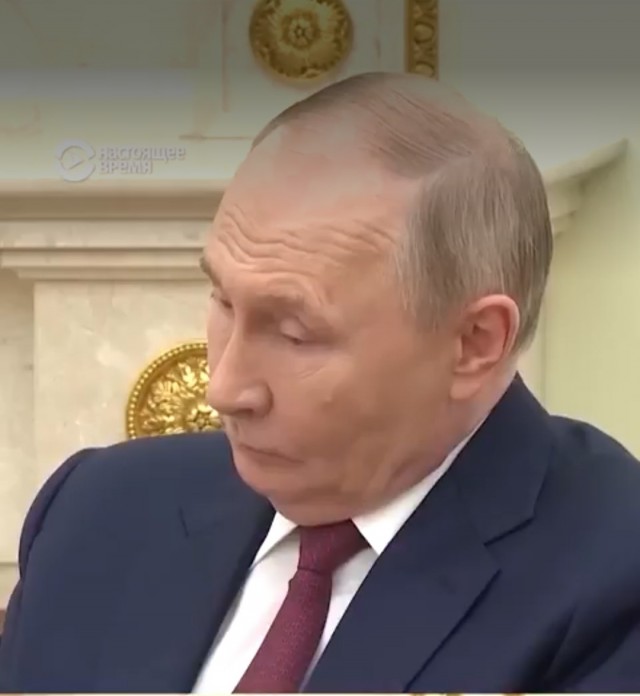 В какой момент наш путь уплыл в тухлый овраг?