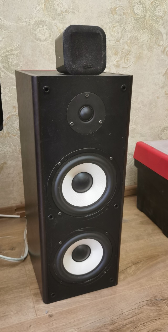 Я сделяль: "Microlab Solo-3"