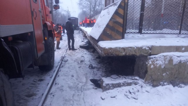 Авария на ж/д переезде между станциями Ивантеевка и Детская (Московская область)