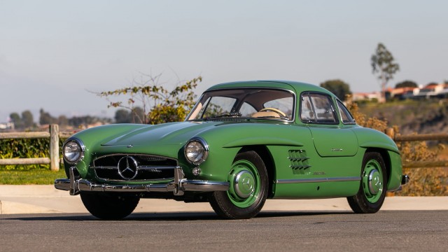 10 самых дорогих автомобилей аукциона Mecum за 2022 год.