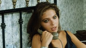 10 самых красивых девушек с телеэкранов 90-х