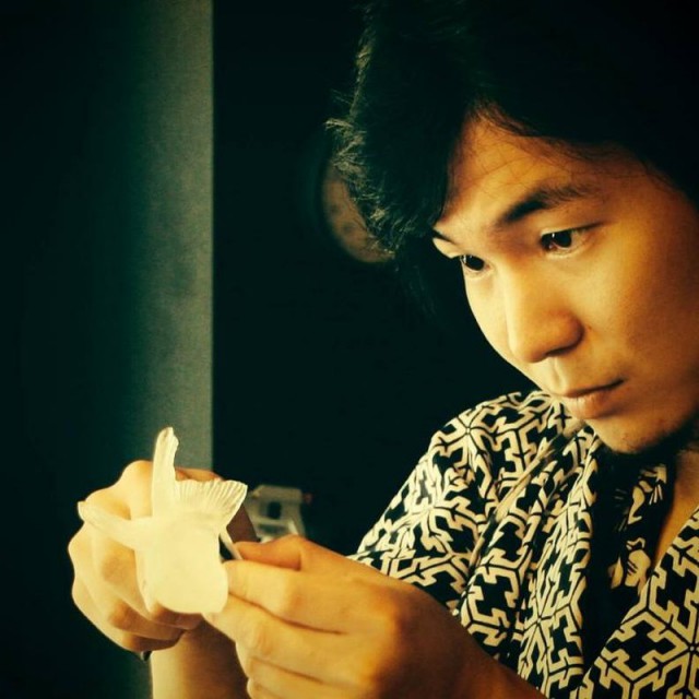 Японский мастер делает реалистичные леденцы. Этому рецепту 1200 лет!