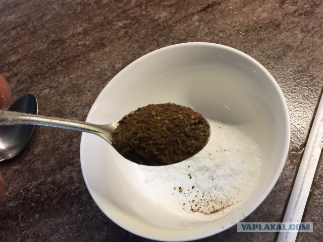 Офигительно вкусная свиная рулька по-пацански!