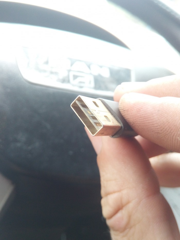 Создатель USB объяснил несимметричность разъёма: двухсторонний обошёлся бы в два раза дороже