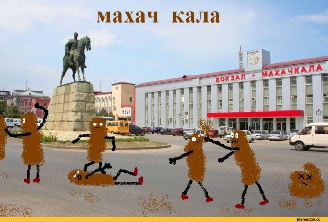Дагестанские блогерши подрались с компанией парней в Махачкале