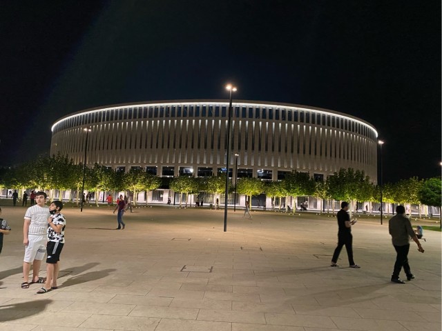 Лучший парк страны в деревне победившего профнастила