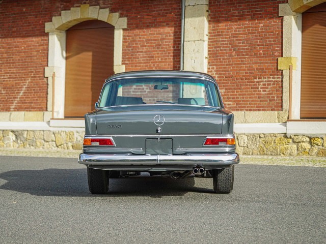 1967 Mercedes-Benz 230 AMG. Автопятница №55.