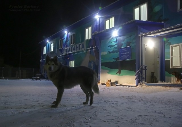 Сквозь тьму полярной ночи. Авиация Таймыра