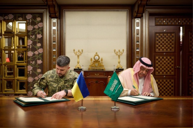 Украина и Саудовская Аравия подписали документ об оборонном сотрудничестве