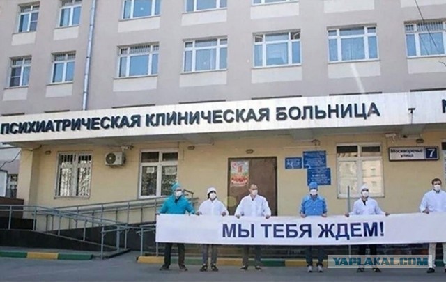 Дама в 40 лет недоумевает — почти никто подходит знакомиться кроме 20-летних мальчиков