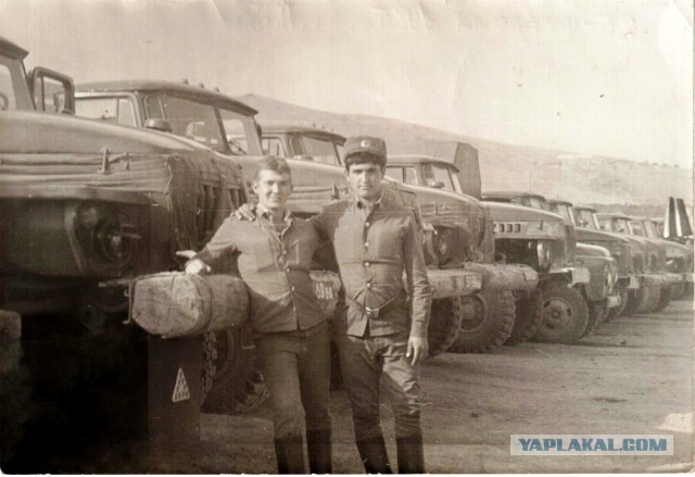 Военные грузовики