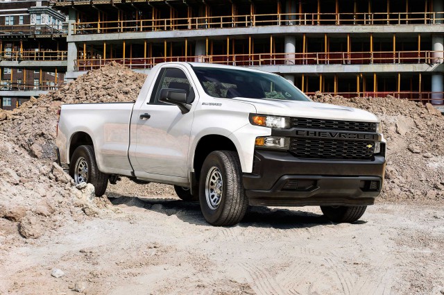 Новый пикап Chevrolet Silverado представили в Детройте
