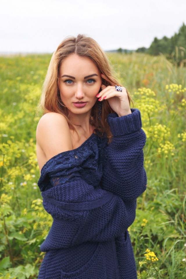 Девушки на природе-2