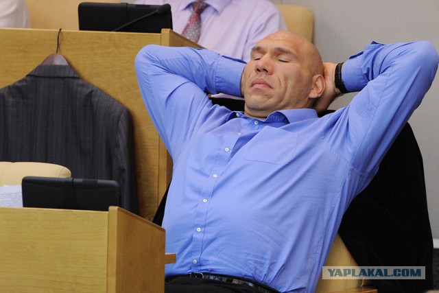 А давайте по фотке, кто как сейчас работает