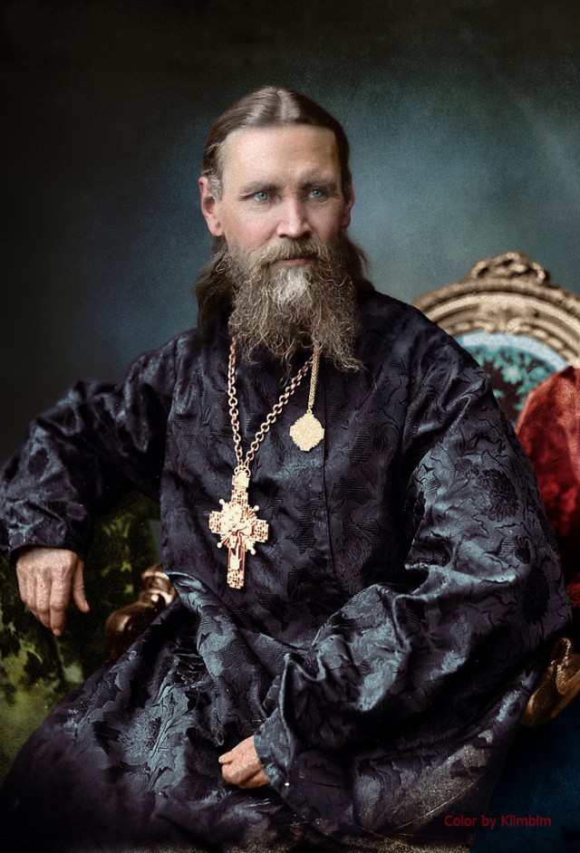 Московская художница Ольга Ширнина раскрасила более 2000 старых фотографий