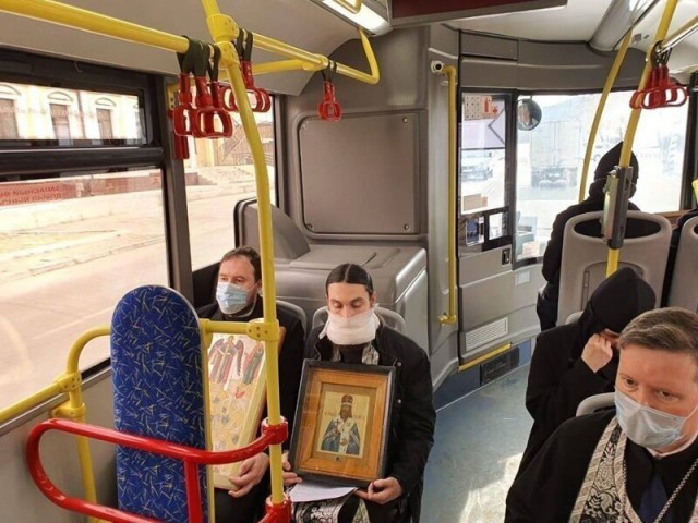 Картинки с надписями и без