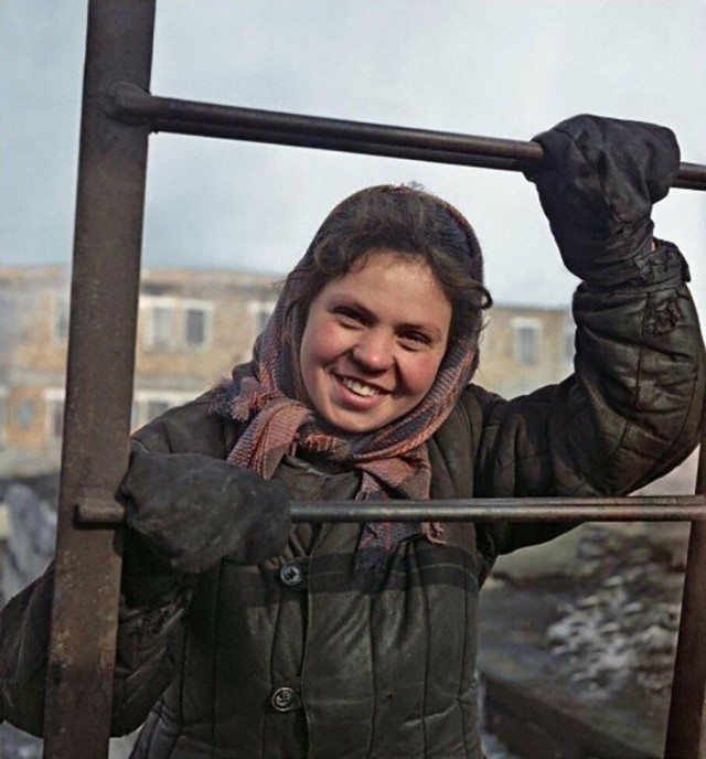 Как быстро летят твои годы.