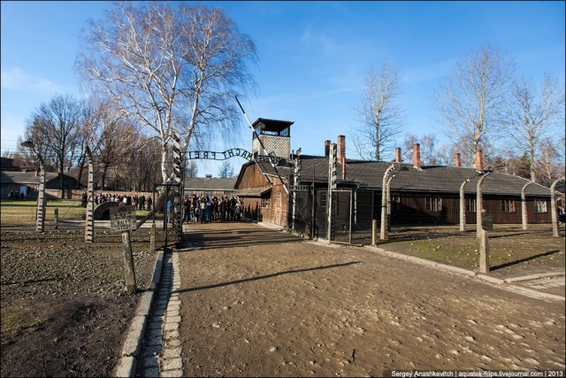 Прозрачные двери туалета