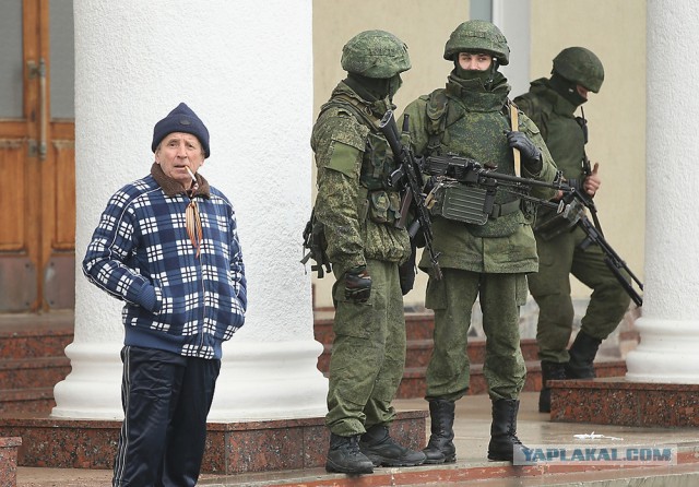 Вежливые зеленые человеки в Крыму
