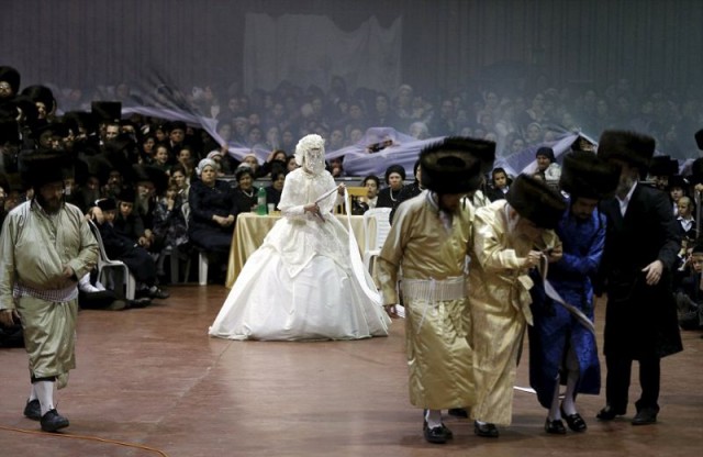 Размашистая ультраортодоксальная иудейская свадьба