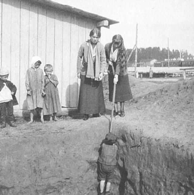 История в фотографиях
