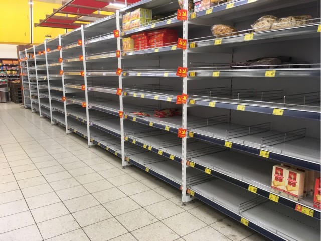 Продуктовые магазины в Дюльмене. Германия, земля Северная Рейн-Вестфалия