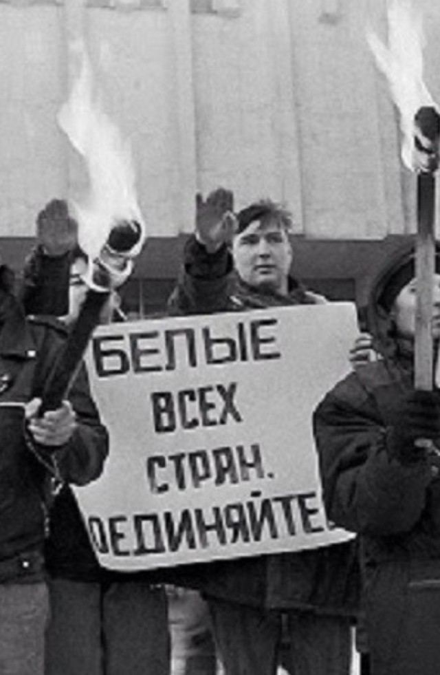 К чему принуждает Рогозина НАТО?