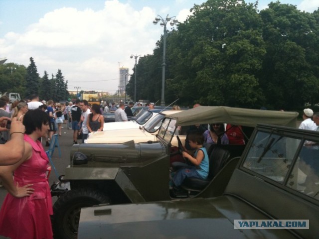 Потрогай грузовик!