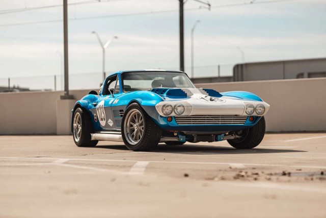 1963 Chevrolet Corvette Grand Sport. Автопятница №152.