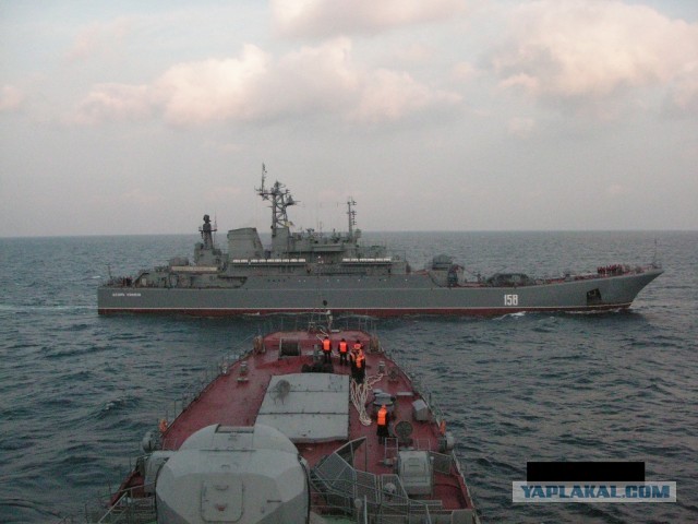 В Средиземное море отправили российский флот!