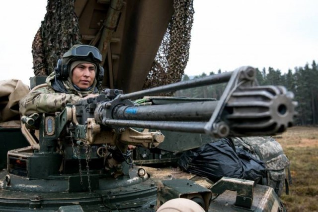 На Украину прибыли штурмовые М1150 ABV: подробнее об этих многотонных тяжеловесах