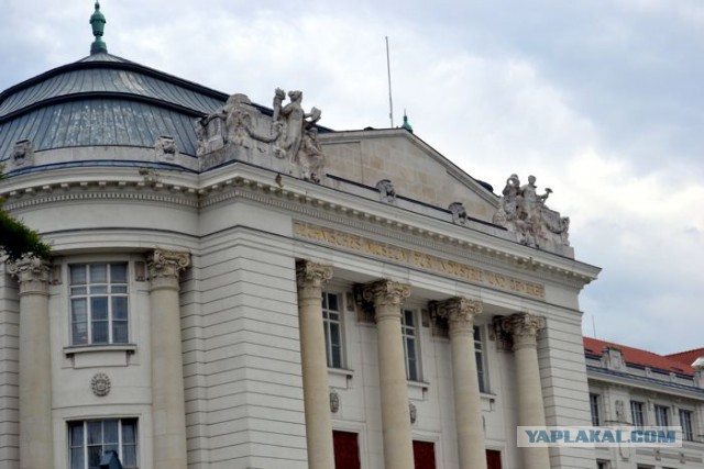Из-за Урала в Европу на своём автомобиле