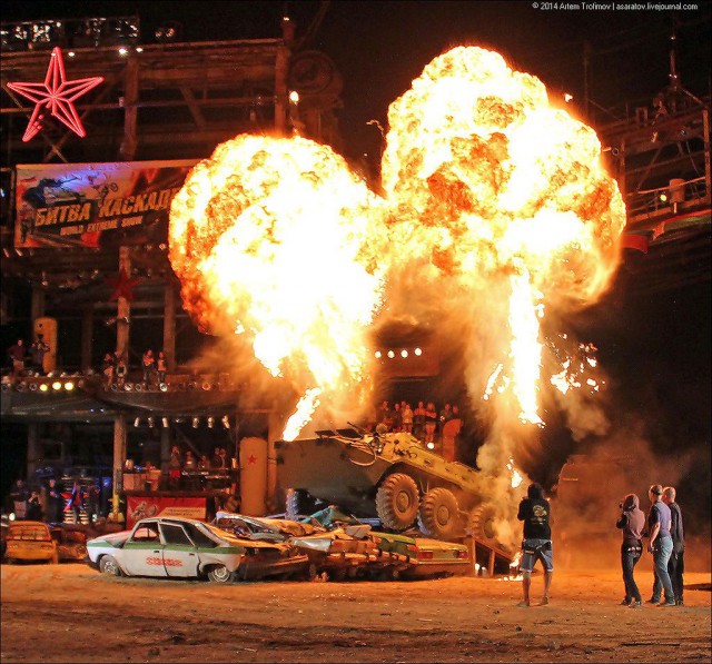 В Севастополе человек поджёг себя у всех на глазах