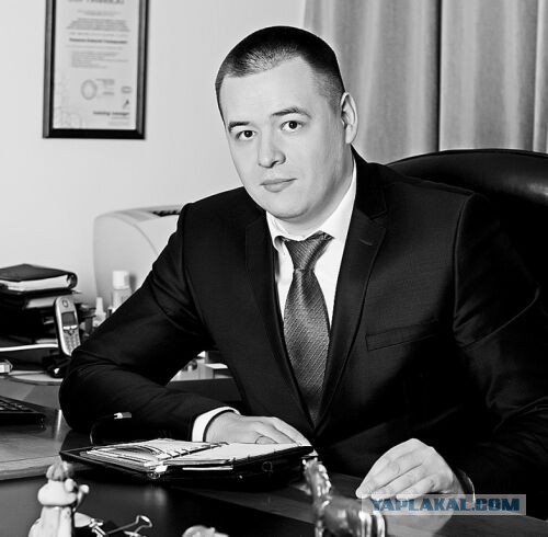 Заместитель председателя правления банка жестоко избил своего соседа в Москве