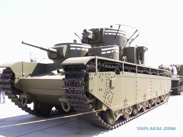 На Урале воссоздали уникальный пятибашенный танк Т-35