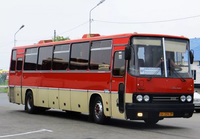 Автобус ЗИС/ЗИЛ 127. Первый и последний советский междугородник