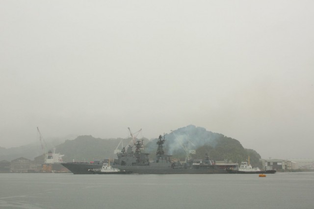 Отряд кораблей ТОФ ВМФ России на военно-морской базе Морских сил самообороны Японии в Майдзуру