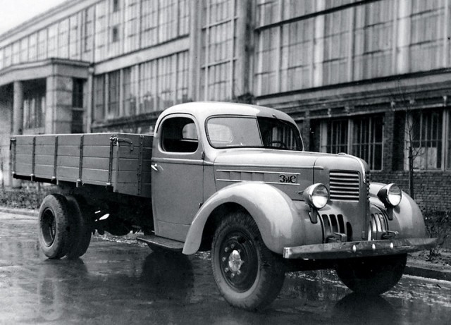 Грузовые машины СССР 40-х годов