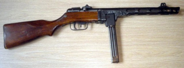 Фишки немецкого автомата МР-40, которых не было у других