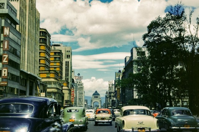 Улицы мира 70 лет назад. 1952 год