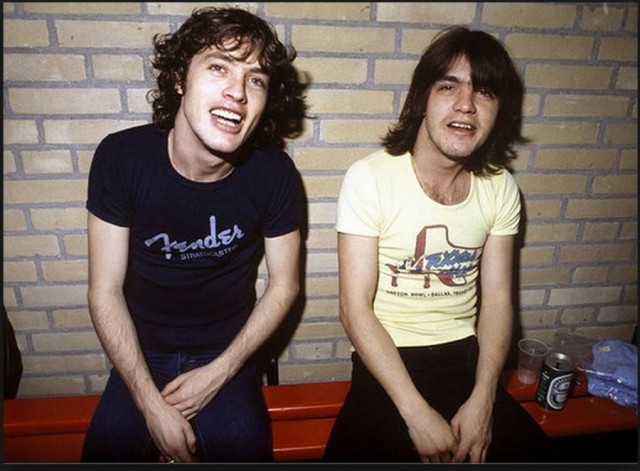 Музыка и музыканты: AC/DC-подробная история