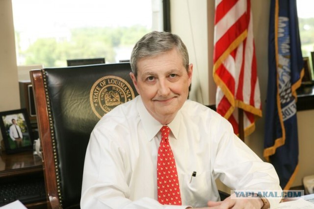 Колбасит всех не по детский