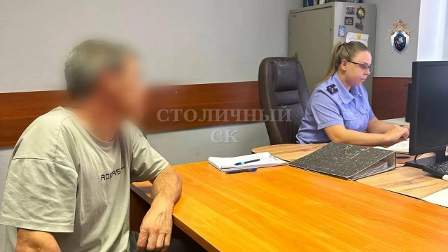 Рецидивист пробрался в квартиру москвички через окно и напал на неё во сне